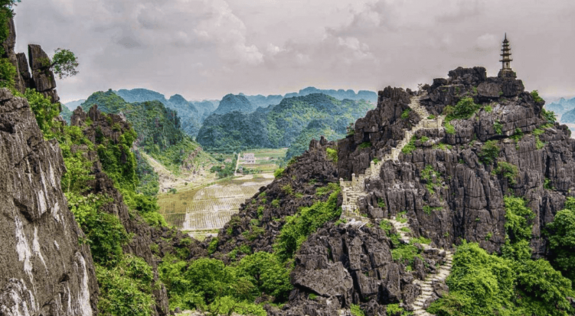 La Grotte de Mua Hang Mua : panorama incontournable