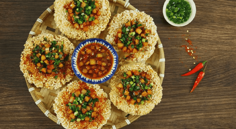 Com chay Ninh Binh: Un plat modeste mais inoubliable