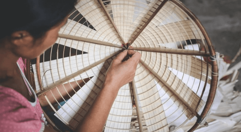 Village chapeau conique à Hué, tradition et élégance vietnamienne