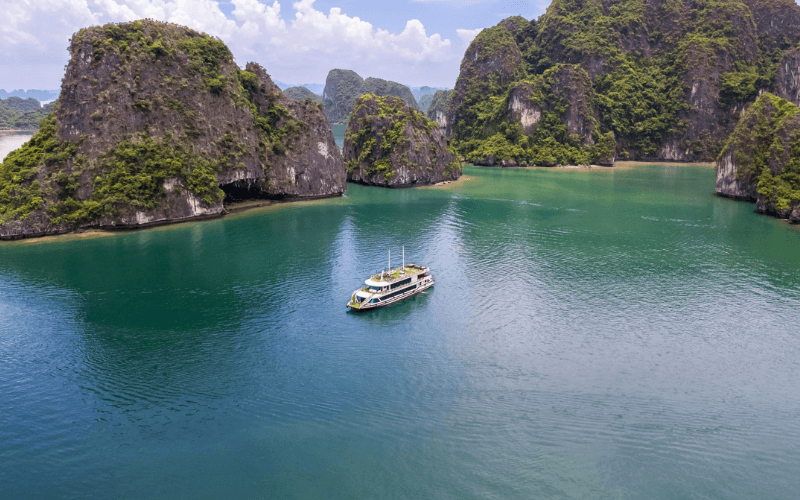 Croisière baie d’Halong : comment choisir la meilleure ?